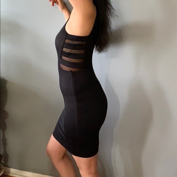 Cute little black dress - Picture 3 of 7